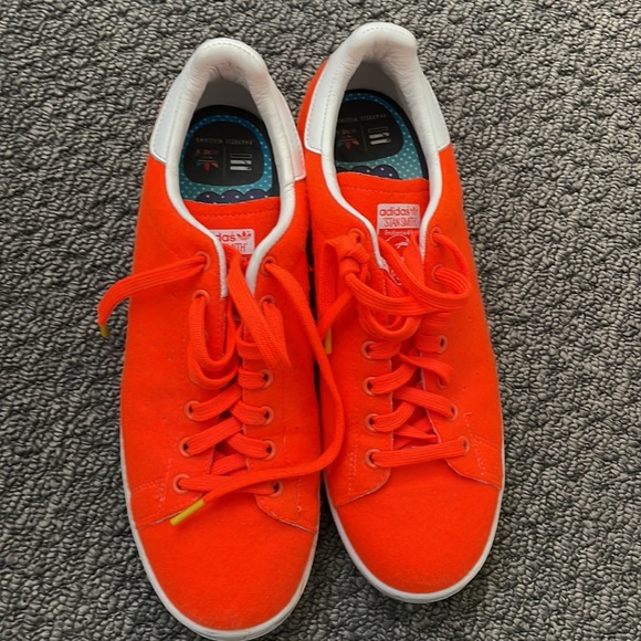 Pharell x Stan Smith Neon Orange Shoes. - Picture 3 of 4